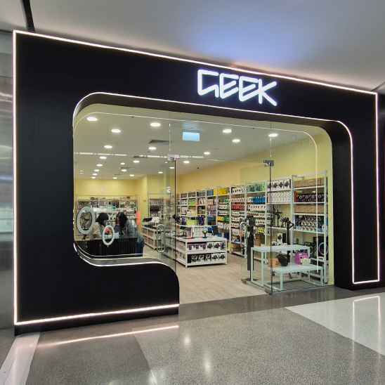 Geek Store Image 548x548 01